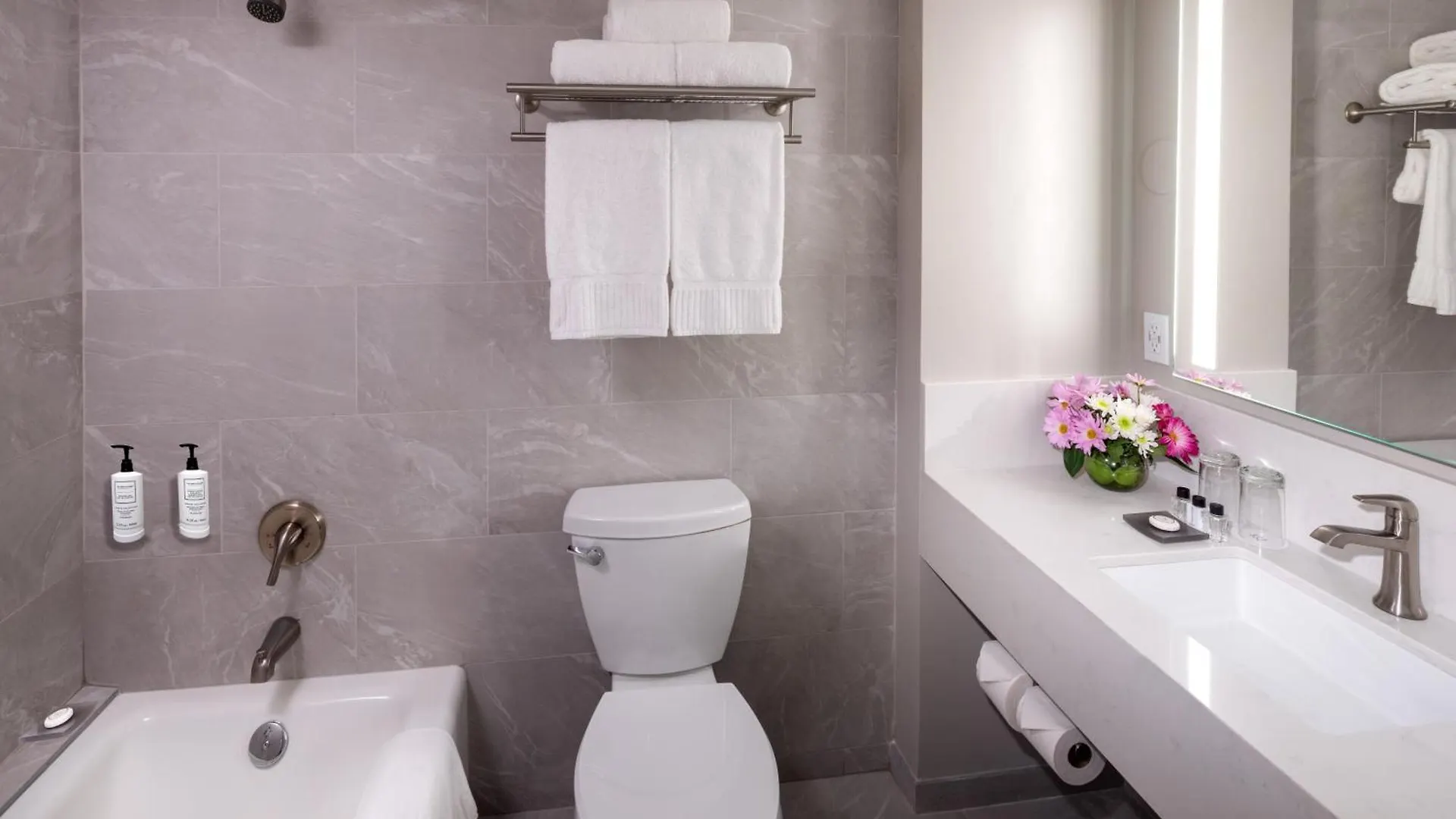 Warwick Seattle Hotell 4*,  USA