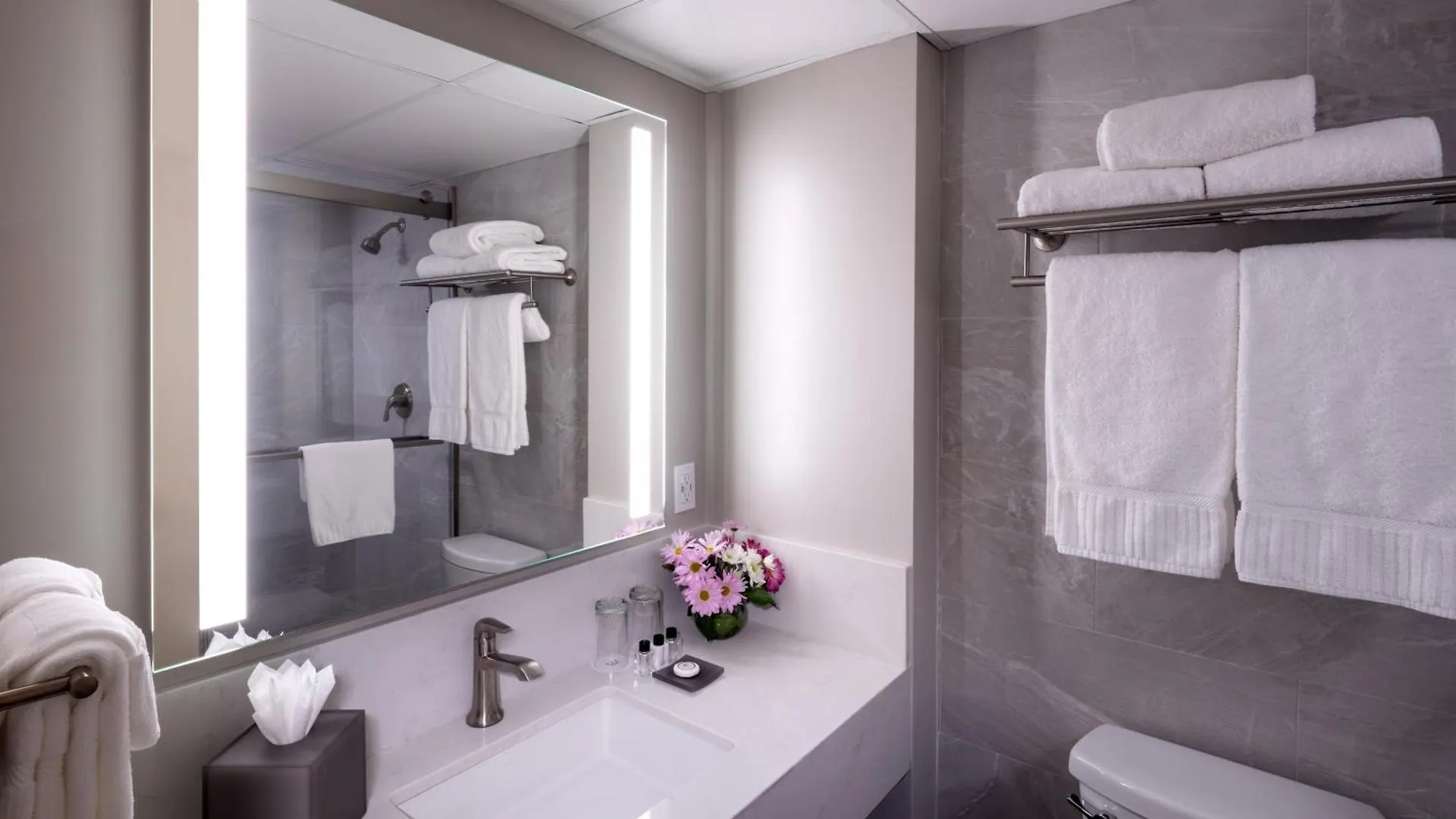 Warwick Seattle Hotell