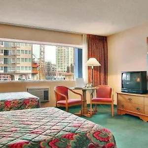 Eighth Avenue Hotel